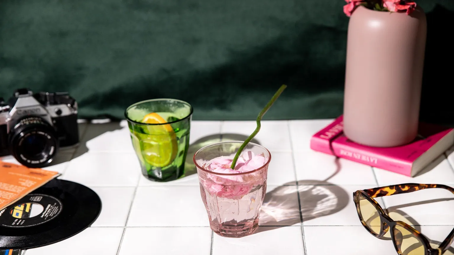 Mixed Color Glass Tumbler Set (Green & Blush) 8.375oz - Set of 4